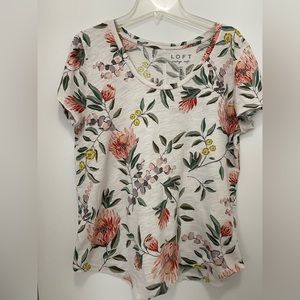 Loft Supersoft 100% cotton T, protea print, excellent condition